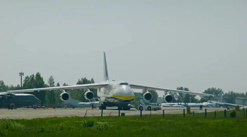 AN-124 Ruslan 스톡 동영상 62955293