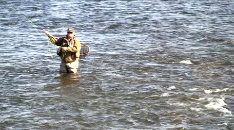 141127b man flyfishing in the river Stock-Footage 44312764
