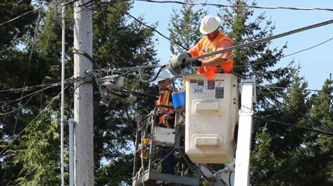 1440 Electric Crew Working on Power Lines 4 Stock-Footage 39914074