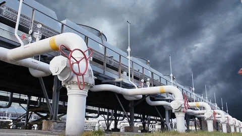 15 0519 3 Thunderclouds WorkerClosesValve Video stock 105464023