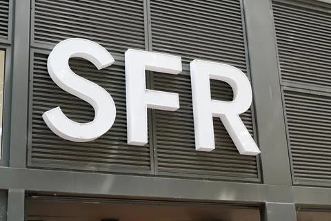 Bordeaux , Aquitaine France - 06 06 2021 : SFR logo sign brand and text front of french phone store operator red agency xkwx sfr, logo, sign, brand, text, front, french, phone, store, operator, red, agency, office, entrance, shop, logotype, signage, retail, france, facades, design, business, symbol, modern, icon, architecture, communication, cyberspace, company, europa, global, network, mobile, commercial, exterior, sale, street, fast, boutique, access, retailer, branding, banner, finance, market, real, wall, editorial, storefront