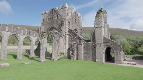 15th Septermber 2025 Llanthony Priory  (Priordy Llanddewi Nant Hodni), Wales, UK Stock Footage 319379955
