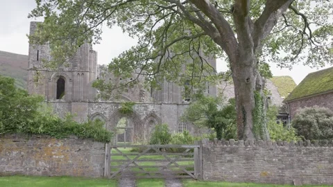 15th Septermber 2025 Llanthony Priory  (Priordy Llanddewi Nant Hodni), Wales, UK Stock-Footage 319380365
