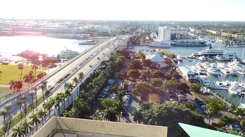 17th street causeway Video stock 46046735