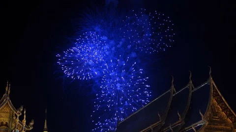 ดอกไม้ไฟสีน้ำเงิน18 스톡 동영상 104918748