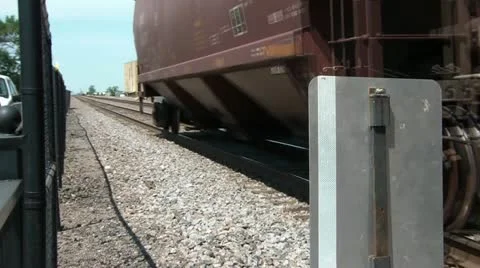 180 Degree Pan of Fast Moving Train Видео 12570681