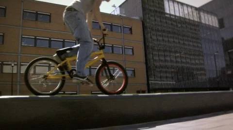 180 off a ledge Stock-Footage 98921