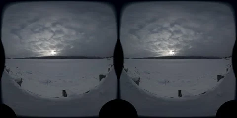 180VR Loopable Setting Sun over a Frozen Lake, Stationary Camera Видео 304170907