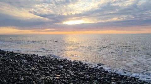 18s Continuous 4K Sea Tide at Golden Hour - No Audio Vidéo 332500150