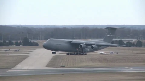 The 18th and final  C-5M Super Galaxy Arrives at Dover 库存影片 37664511