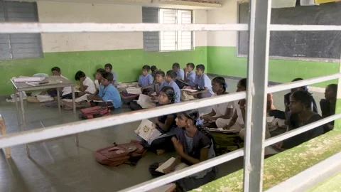 19. Students listening to class Stock-Footage 149097908