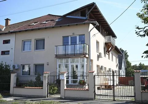 19/09/24. Exploding pagers in Lebanon - 18 Sep 2024 Stock Photos