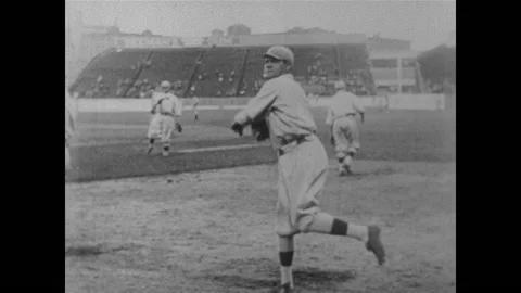 1910s - Babe Ruth warming up before game Video stock 171690046