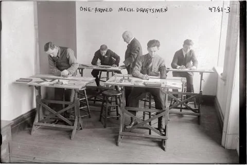 1910s. One-armed mechanical draftsman. Foto stock