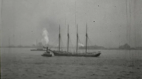 1915 Clipper Ship Cargo  Vessel NYC Harbor Schooner Sailboat Vintage Film Movie 스톡 동영상 88513489