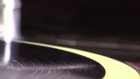 1915 Phonograph Playing a record 動画素材 297287160