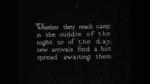 1918 - US Army draftees receive food and bedding when they arrive at camp. Vídeos de archivo 220284542