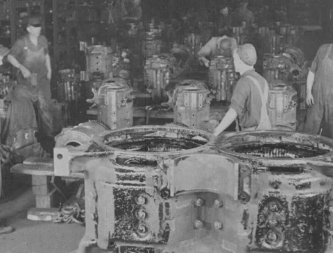 1920s - Assembling train engine at Westinghouse Manufacturing Video stock 170523189