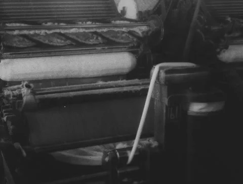 1920s - Cotton mill - Drawing machine Video stock 170504379