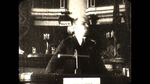 1920s Stalin, Trotsky and Lenin agitate crowds during Russian Revolution Stockbeeldmateriaal 232555719