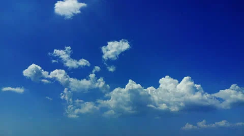1920x1080 video - time lapse of blue sky and moving white clouds Video stock 23328533