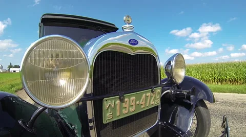 1929 Ford Model A Corn Field Background 動画素材 41410369