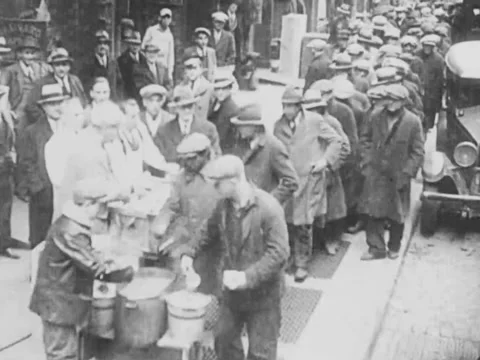 1930s: Breadline 스톡 동영상 157946659