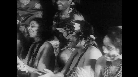 1930s - Topless hula dancers performs, a game is played for prizes, and couples 스톡 동영상 145404331