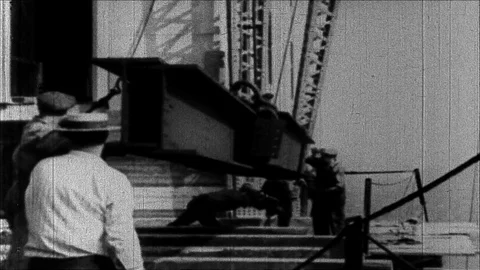 1931-Empire State Building / Working / New York City / 1930-1931 스톡 동영상 77813202