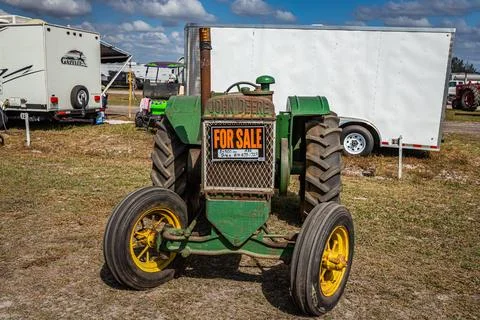 1936 John Deere Model AR Tractor Stock Photos