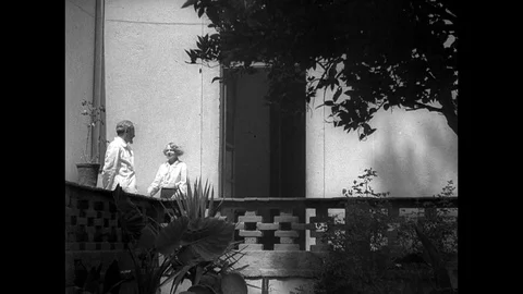 1937-Leon Trotsky / Exile / Mexico / 1937 Stockbeeldmateriaal 77930958