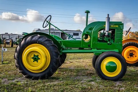 1939 John Deere Model L Tractor Stock Photos
