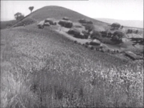 1939-San / Central Africa / 1930-1949 Stock Footage
