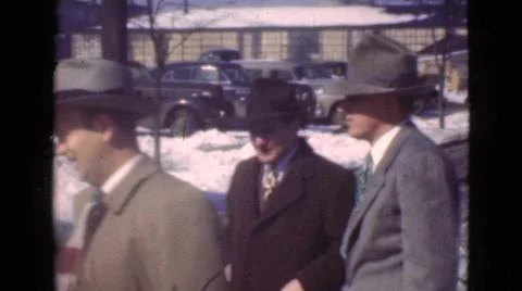 1939:CLEVELAND OHIO USA.Three Well-Dressed Men Wearing Suits And Fedoras Car Stock Photos