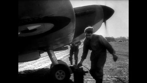 1940-The Blitz / Second World War / London / 1940 Stock Footage 77818881