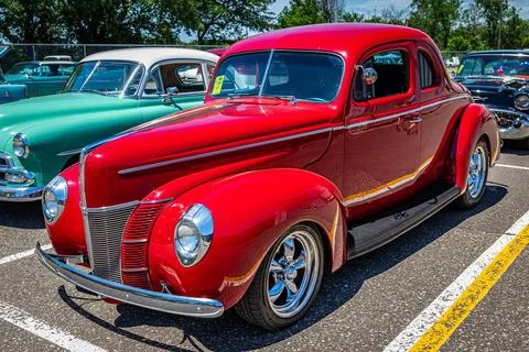 1940 Ford Deluxe Flathead V8 Coupe 스톡 사진