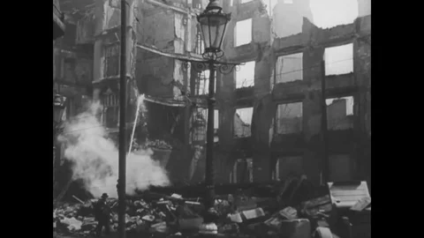 1940 - In this Frank Capra documentary, landmarks of London such as St. Paul's Stock-Footage 136194779