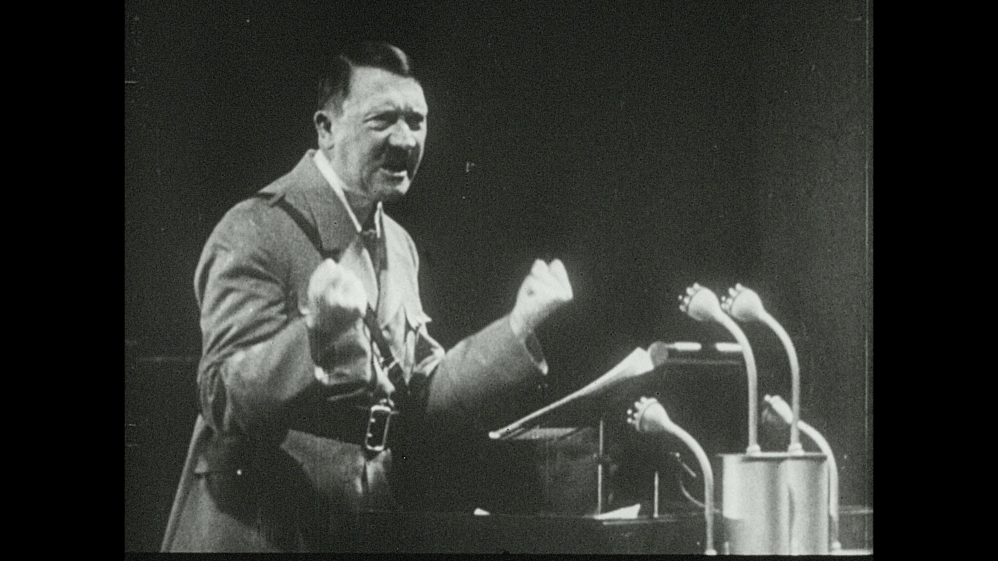 1940s-adolf-hitler-gives-speech-footage-084868994_prevstill.jpeg