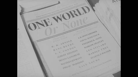 1940s: Pamphlet on atomic information with articles by famous scientists. 库存影片 158967474