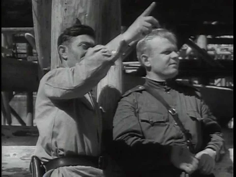 1940s Post-War Austrian laborers working hard to re-build Vienna. 動画素材 75331324