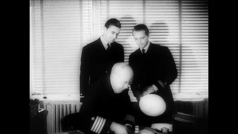 1942-Personality / Commitment / Second World War / USA / 1942 動画素材 77990155