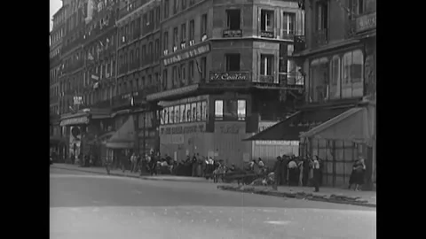 1944 - French Forces of the Interior and American soldiers engage in street Stock Footage 203713974