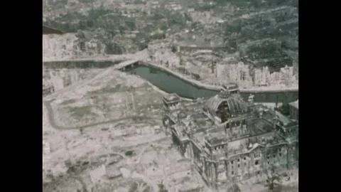 1945-Bomb Damage / End of War / Berlin / 1945 Stock-Footage 77838977