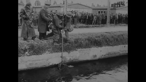 1945-Holocaust / Second World War / 1945 Vidéo 77909286