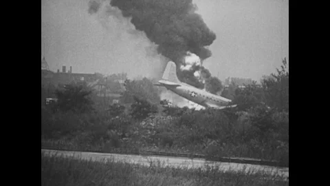 1949-Berlin Airlift / Aeroplane Crash / 1948 - 1949 Stock Footage 77890151