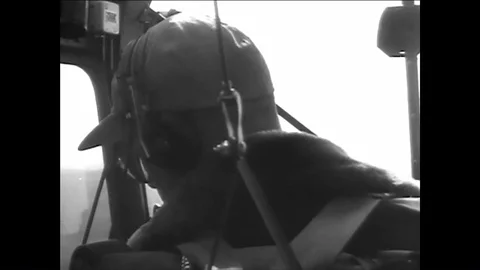 In the 1950s, the U.S. Army develops light planes for strategic purposes in 動画素材 85773156