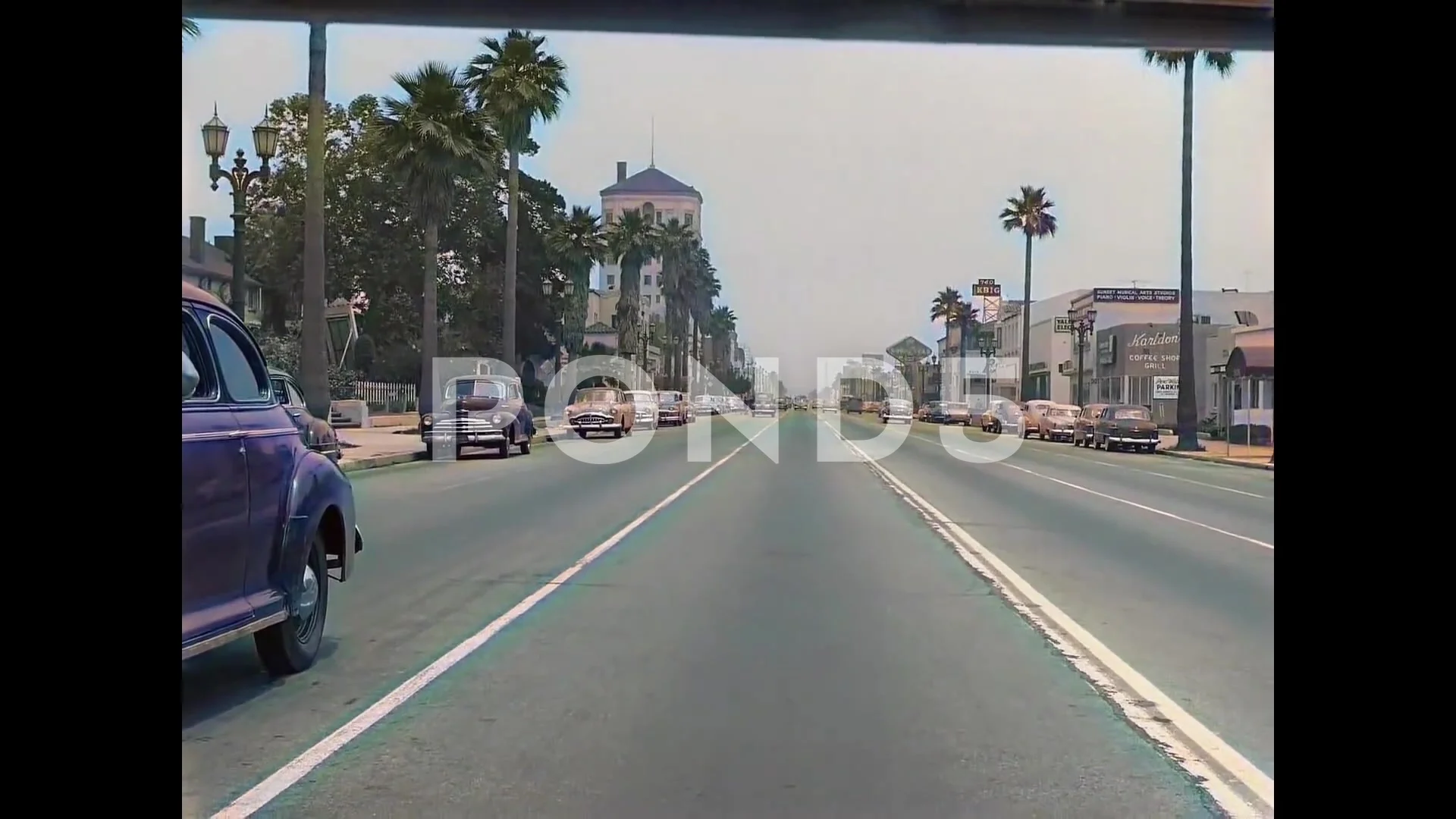 See What It Was Like To Drive Down Sunset Blvd in Hollywood in 1952  Colorized Film Footage — GeekTyrant