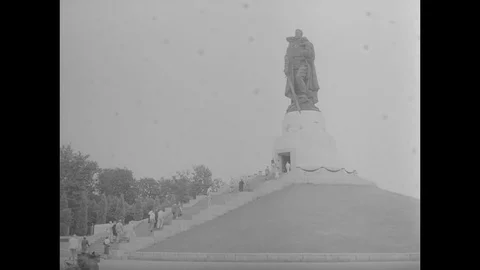 1955-Soviet War Memorial / Treptow / East Berlin / 1955 Video stock 77844530