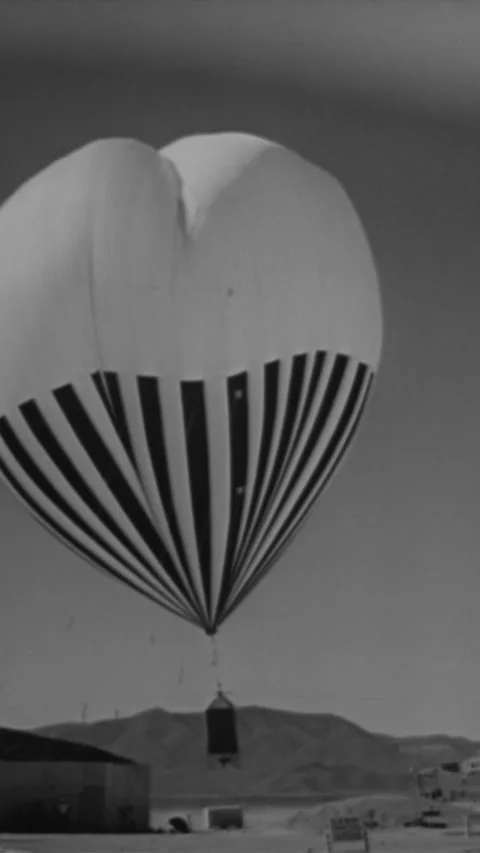 1957 - The most powerful atomic bomb ever tested in the continental United 스톡 동영상 284125957