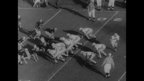 1961-Rose Bowl / American Football / Minnesota Golden Gophers-Washington Huskies Stock Footage